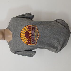 Lake Louise Travel Tee Size M